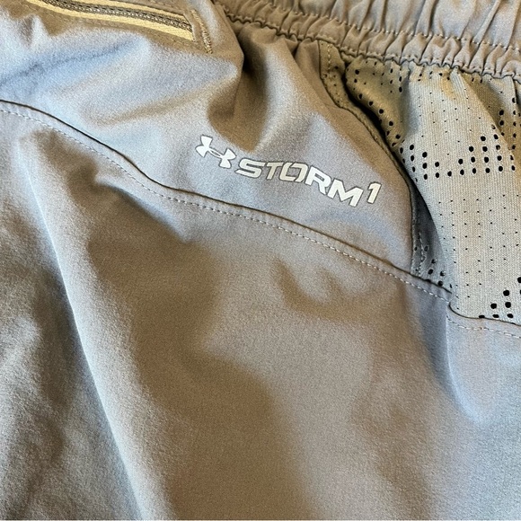 Under Armour Men’s gray athletic pants size large - Picture 11 of 11